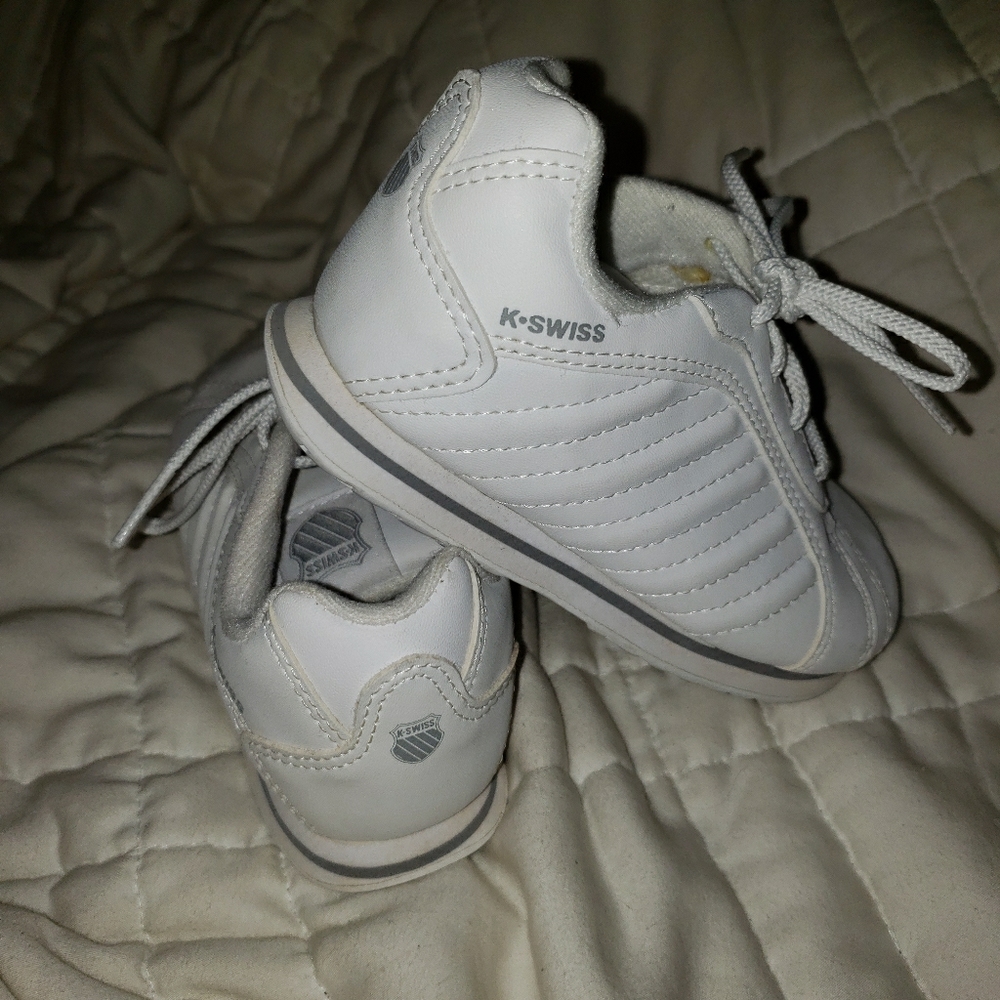 ✴👟New K-swiss uni-sex toddler shoes( no box)